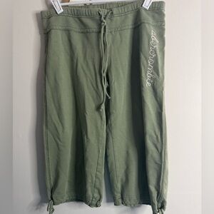 Vintage Abercrombie Green Capri Pants large